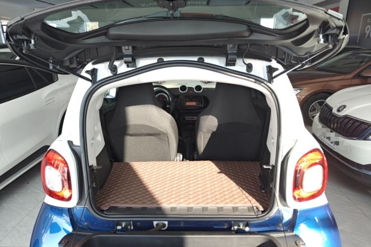 Used smart fortwo 2018 1.0L 52kW Hardtop Dynamic Version China V
