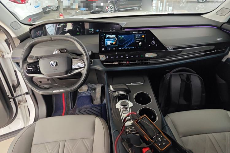 Used CHANGAN UNI-K iDD 2023 Smart Electric iDD 1.5T 135km Smart Leading Model
