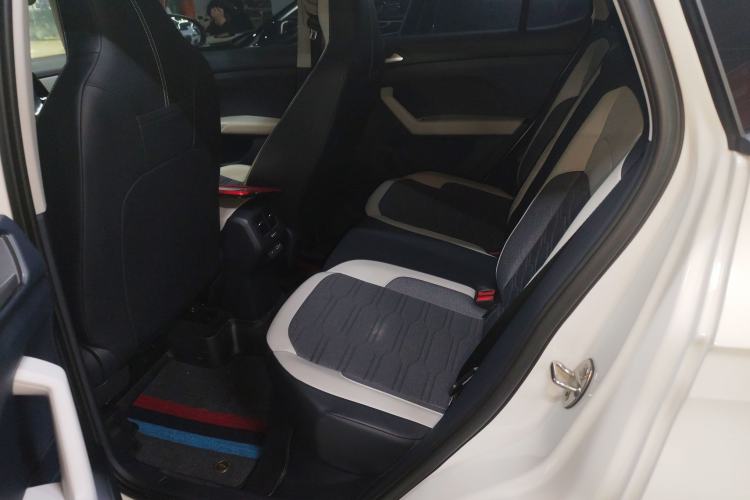 Used Volkswagen Tharu 2025 New Sharp 1.5L Ambitious Edition Left Rear Seat