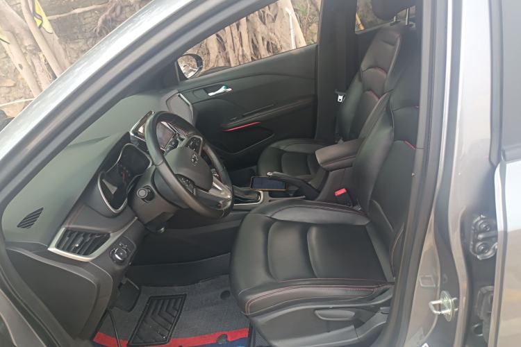 Used Chevrolet Monza 2020 Light Hybrid RS 330T Automatic Comfort Edition Left Front Seat