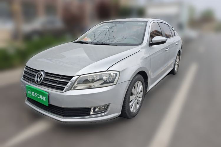 Used Volkswagen Lavida 2013 1.4TSI Manual Comfort Edition