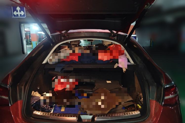 Used Mercedes-Benz GLE Coupe 2018 GLE 320 4MATIC Coupe SUV Trunk