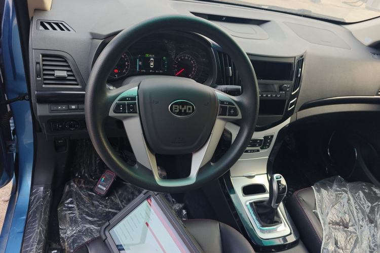 Used BYD e5 2018 Travel Edition
