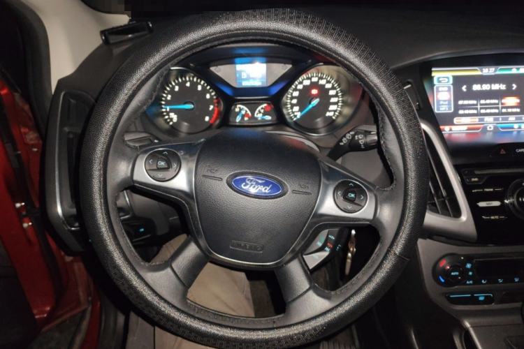 Used Ford Focus 2012 Hatchback 1.6L Automatic Fashion Edition