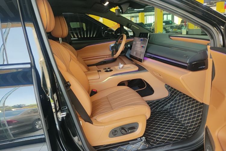 Used Hyptec HL 2025 700 Ultra Six-Seater All-Wheel-Drive LiDAR Version
