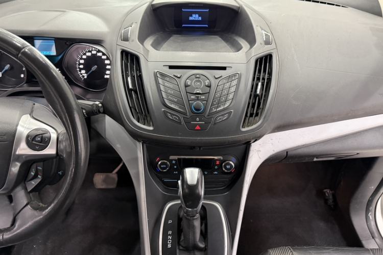 Used Ford Kuga 2013 1.6L GTDi Two-Wheel-Drive Trend Model Audio And AC Panel