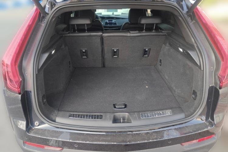 Used Cadillac XT4 2021 28T Two-Wheel Drive Luxury Version
