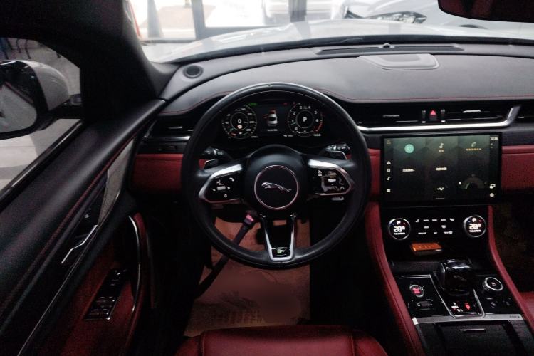 Used Jaguar XFL 2019 XFL 2.0T 250 PS Two-Wheel-Drive Luxury Edition