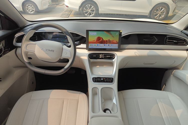 Used Geely Galaxy Geome 2025 310km Youth Edition Center Console