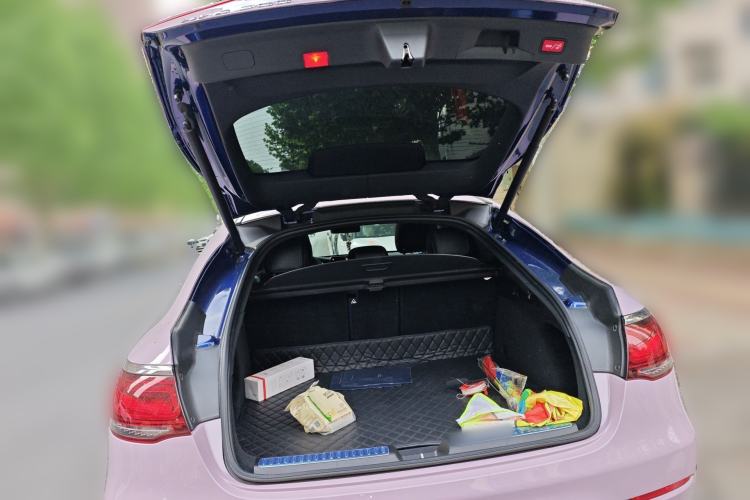 Used Mercedes-Benz GLC Coupe 2020 GLC 260 4MATIC Coupe SUV Trunk