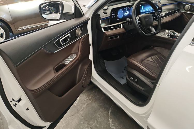 Used Chery Tiggo 8 PLUS 2024 Champion Edition 390TGDI DCT Bold Edition 5-Seater
