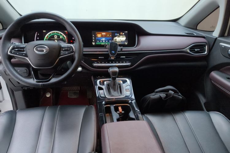 Used GAC Trumpchi M6 2023 PRO 270T DCT Luxury Edition Center Console