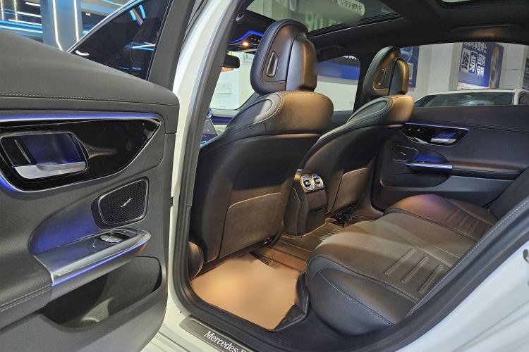 Used Mercedes-Benz C-Class 2023 C 260 L Sport Edition Interior 2