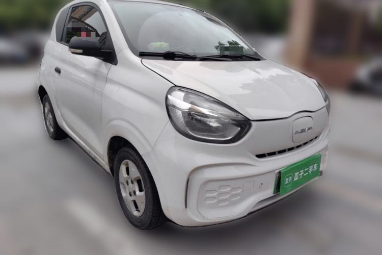 Used Roewe Clever 2021 302km All-Round Version Front Right 45 Deg