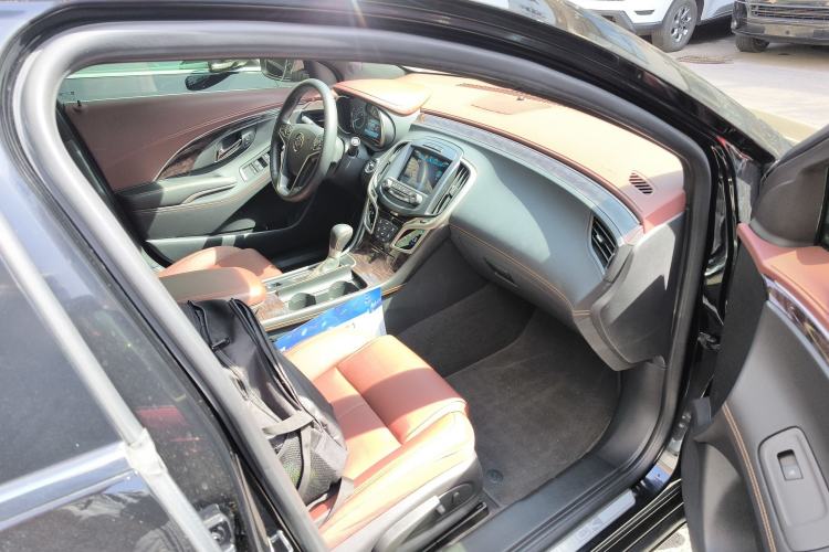 Used Buick LaCrosse 2013 2.4L SIDI Elite Comfort Version