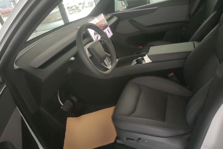 Used Tesla Model Y 2026 Rear-Drive Model Left Front Seat