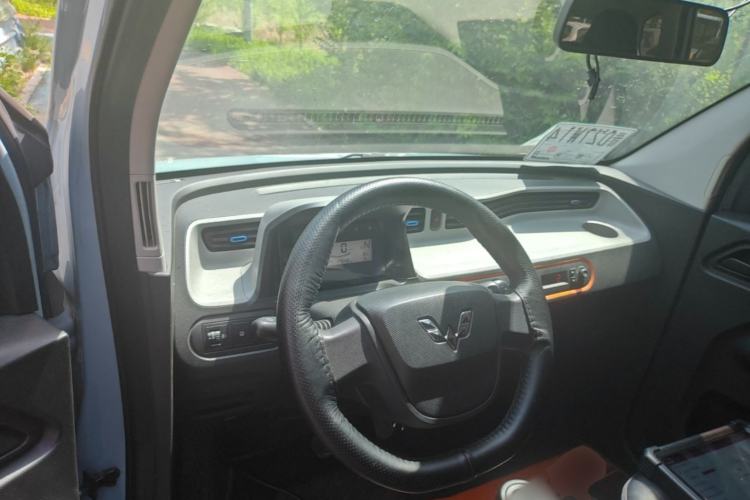 Used Wuling Hongguang MINIEV 2020 Lite Version Lithium Iron Phosphate
