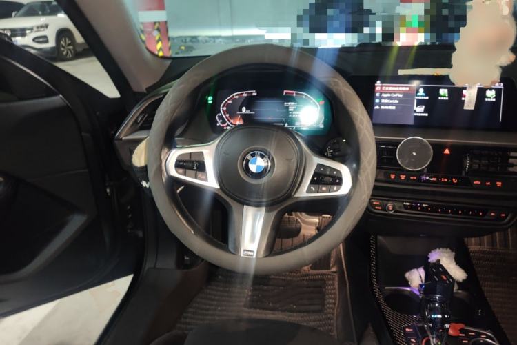 Used BMW 2 Series 2021 225i Four-Door Coupe M Sport Night Edition Steering Wheel