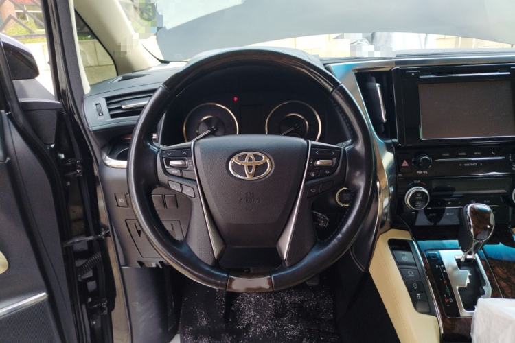 Used Toyota Alphard 2018 Revised Version 3.5L Luxury Edition Steering Wheel