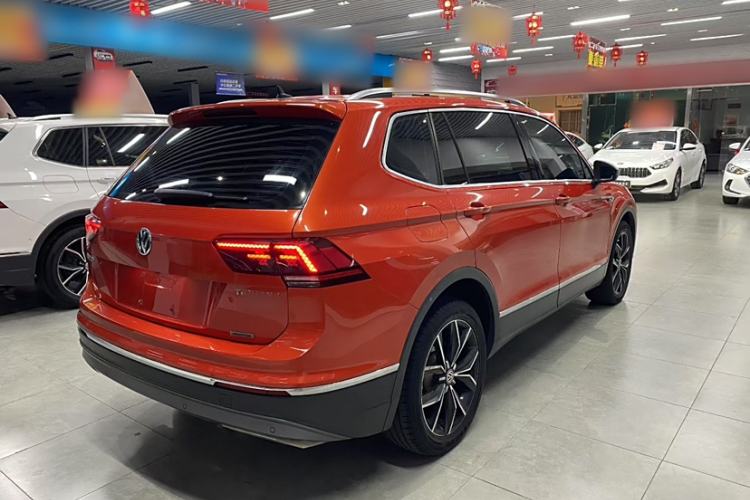 Used Volkswagen Tiguan L 2017 380TSI Automatic All-Wheel-Drive Luxury Edition
