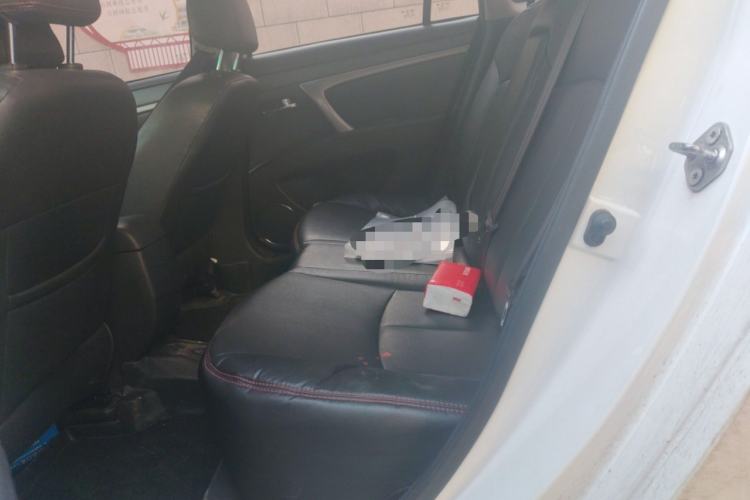 Used Haima M6 2015 1.5T CVT Luxury Model Left Rear Seat