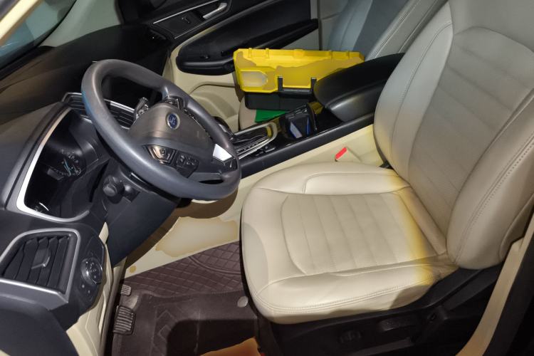 Used Ford Edge 2016 EcoBoost 245 Two-Wheel-Drive Titanium 5-Seater
