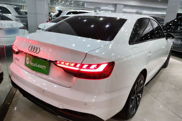 Used Audi A4L 2023 40 TFSI Luxury Dynamic Model
