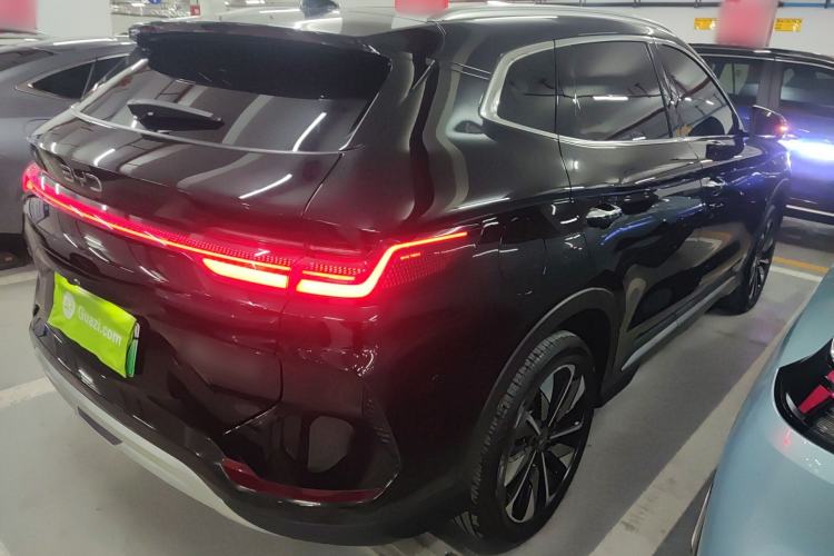 Used BYD Song PLUS New Energy 2025 EV Intelligent Driving Edition 520km Luxury Model
