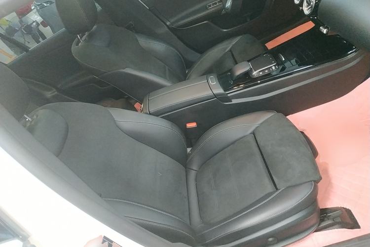 Used Mercedes-Benz A-Class 2021 A 200 L Sport Sedan Fashion Model
