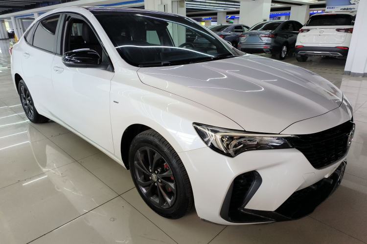 Used Buick Verano 2023 Pro GS Hunter Wind Edition Front Right 45 Deg