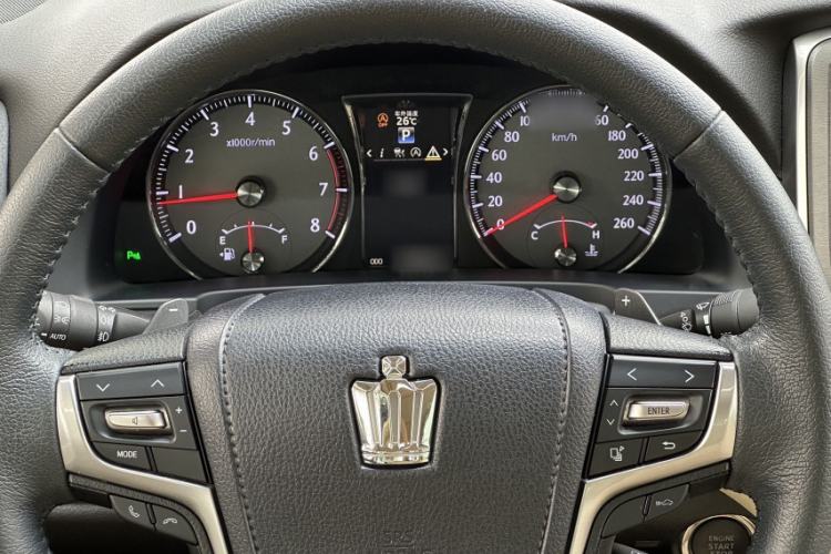 Used Toyota Crown 2018 2.0T Fashion Edition
