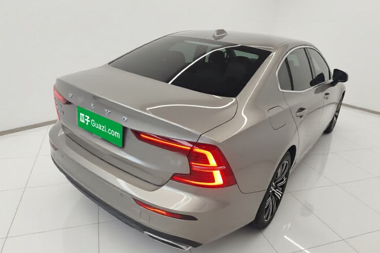 Used Volvo S60 2020 T4 Zhiyuan Luxury Edition