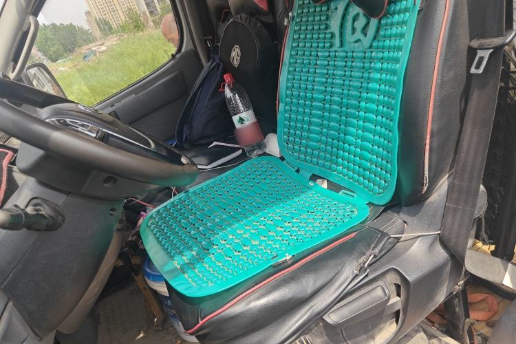 Used SAIC MAXUS Xintu V80 2019 2.5T Classic Version 6-Speed Manual – Aoyuntong Modified Long Wheelbase Mid-Height 7-Seater