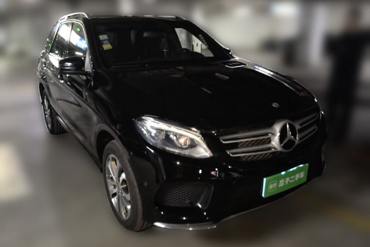 Used Mercedes-Benz GLE 2015 GLE 320 4MATIC Front Right 45 Deg