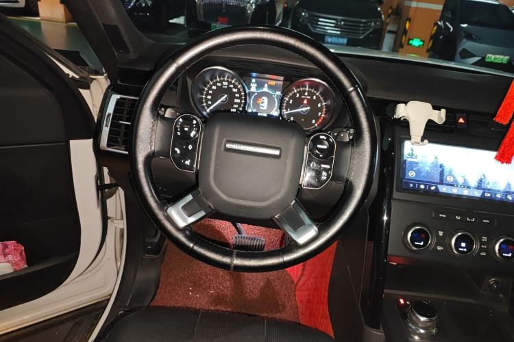 Used Land Rover Discovery 2019 3.0 SC V6 SE