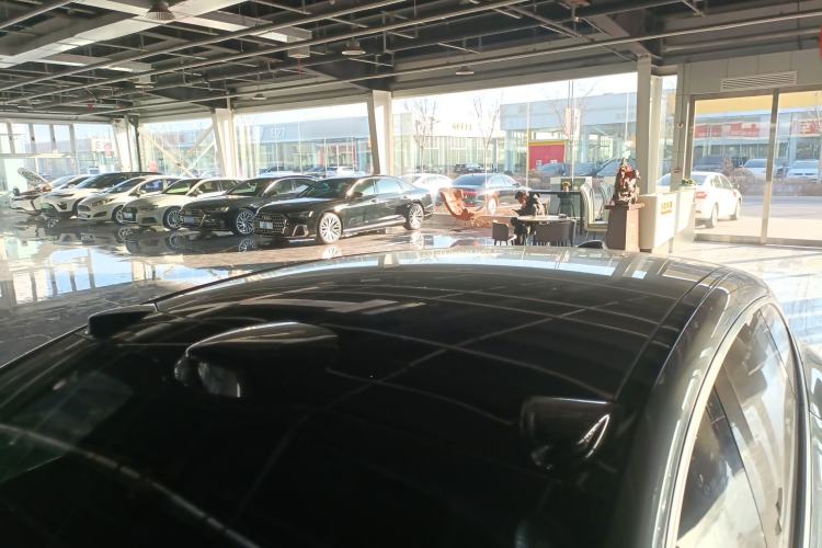 Used Nio ET5T 2025 75 kWh Touring
