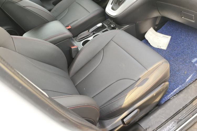 Used Haval M6 2019 1.5T DCT Two-Wheel Drive Value Edition China VI Standard
