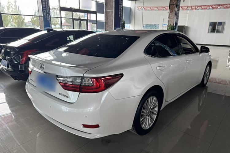 Used Lexus ES 2016 200 Midnight Special Limited Edition
