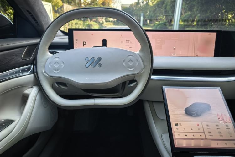 Used IM L7 2022 Dynamic Model