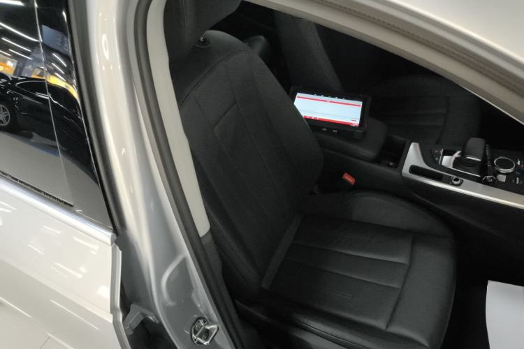 Used Audi A4L 2018 30th Anniversary Edition 40 TFSI Fashion Model