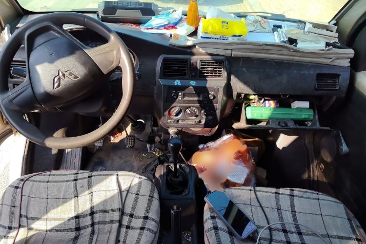 Used Wuling Rongguang 2011 1.2L Base Version
