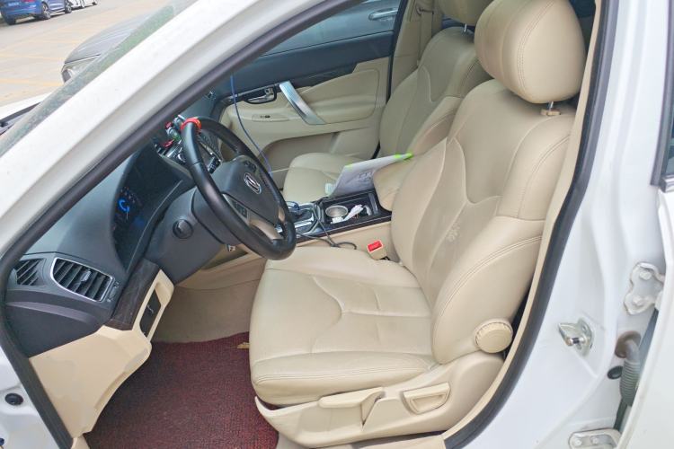 Used CHANGAN Raeton 2014 1.8T Automatic Elite Anniversary Edition China V Standard