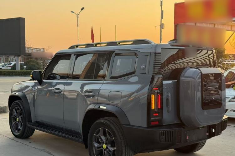 Used JETOUR Traveler 2023 2.0T All-Wheel-Drive CrossPRO
