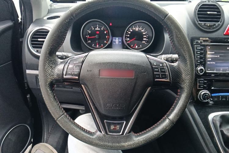 Used Haval H6 2015 Upgraded Model 1.5T Manual Two-Wheel Drive Elite Version