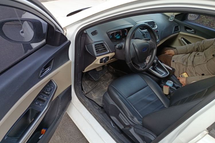 Used Ford Escort 2017 Revised Version 1.5L Automatic Comfort Edition
