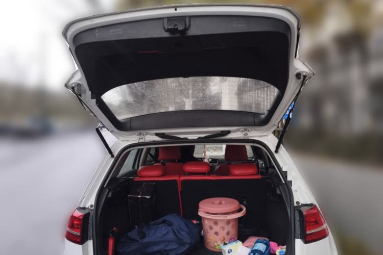 Used Volkswagen Golf 2017 1.6L Automatic Comfort Million-Vehicle Anniversary Edition