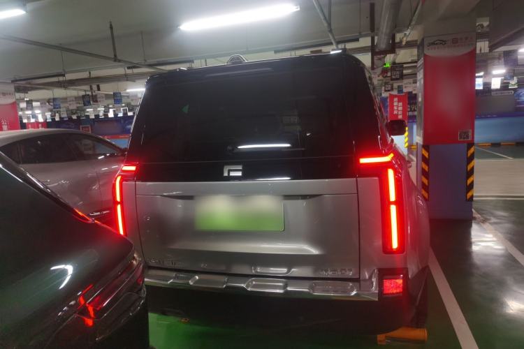 Used Polestones 01 2023 All-Purpose 7-Seater Version
