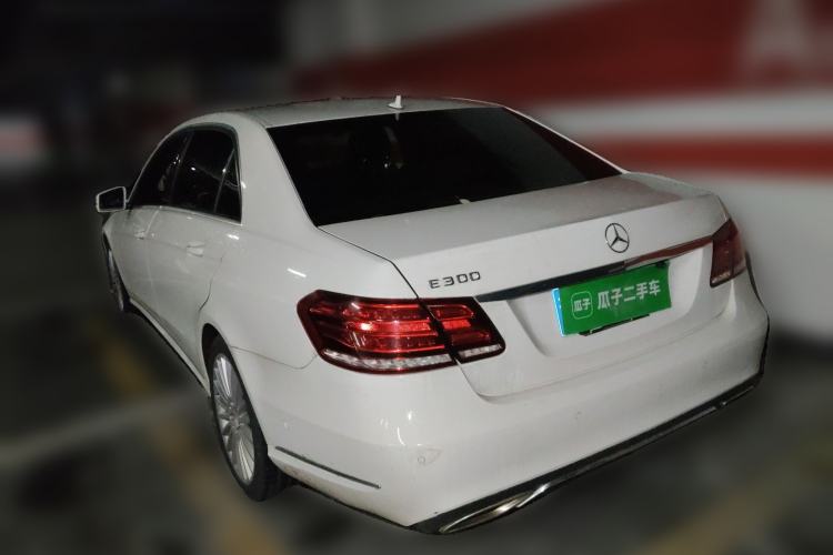 Used Mercedes-Benz E-Class 2015 E 200 L
