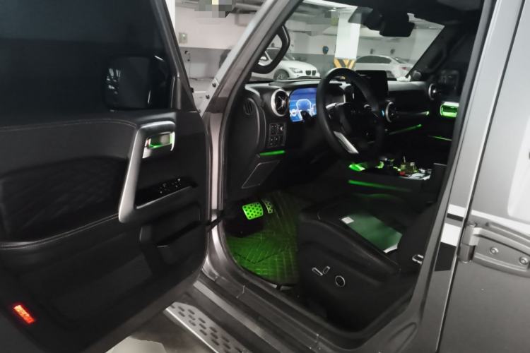 Used BAIC Off-Road BJ40 2023 2.0T Automatic Four-Wheel Drive Ring of the Tower Champion Edition