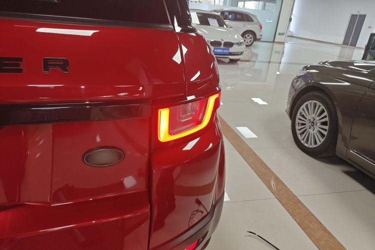 Used Land Rover Range Evoque 2018 240 PS SE Smart Brilliance Edition
